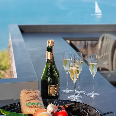 Villa Close To The Beach, High Standard, Private Pool 8p *